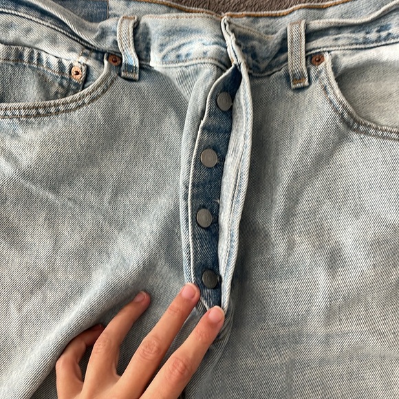 Vintage 501 Levi Cut Off Shorts 5 Button Down 34W - Picture 11 of 11